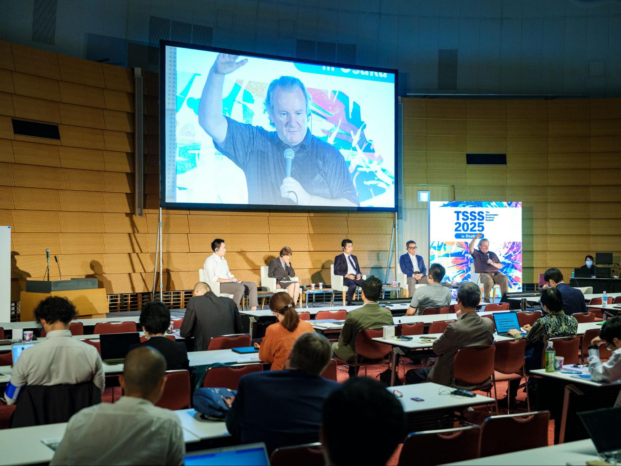 NFIスシ・カウンシル代表のマイケル・マクニコラスさんが、北米市場で高まる寿司需要と、安全性・信頼性・表示の標準づくりの重要性を解説