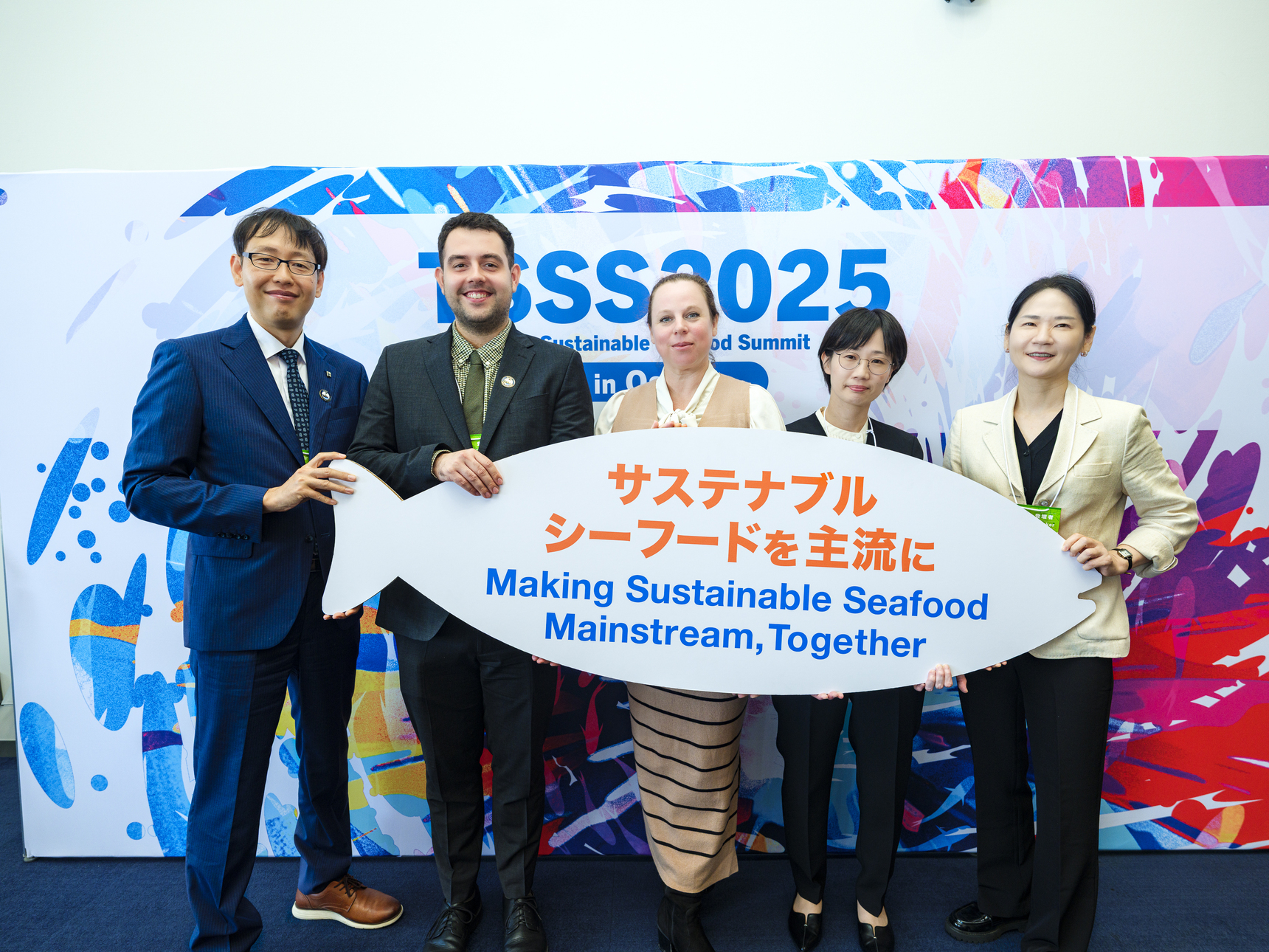 2025年10月に大阪で開催されたTSSS2025のIUU漁業対策をテーマにしたパネルセッションの登壇者たちと。 